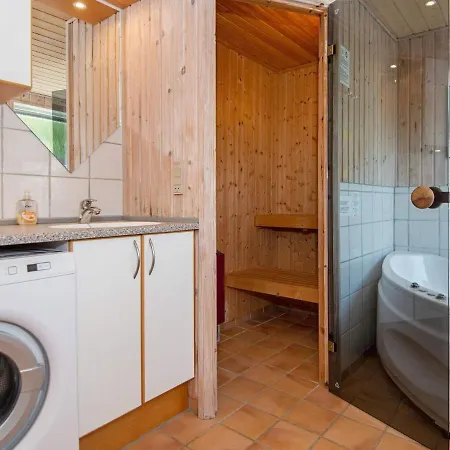 6 Person Holiday In R M Hébergement de vacances Lakolk